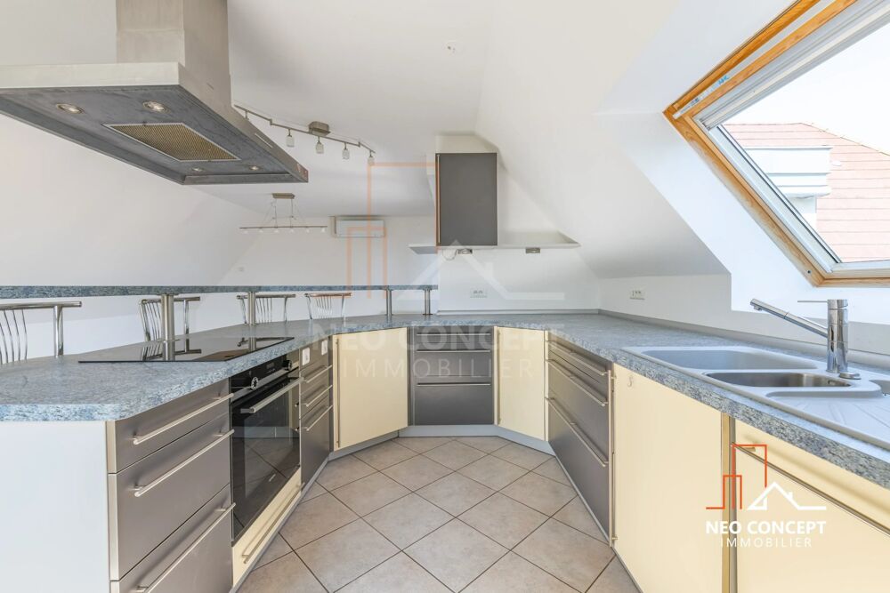 Location Appartement Beau 4 pièces de 94 m2 avec terrasse, parking, garage sis Gambsh Gambsheim