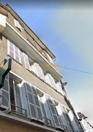  Maison à vendre 12 pièces 200 m²