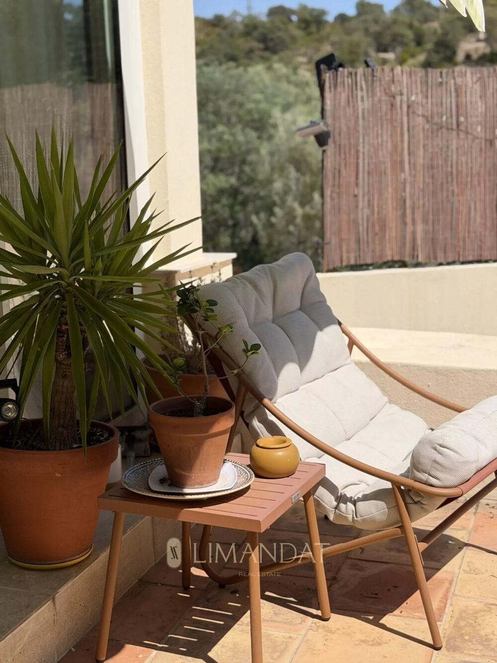 SAINT-RAPHAËL  MAISON 123 m² AVEC PISCINE, STUDIO INDÉPENDANT E