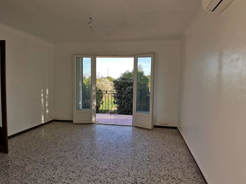Location Maison Villa avec jardin trois chambres Arles