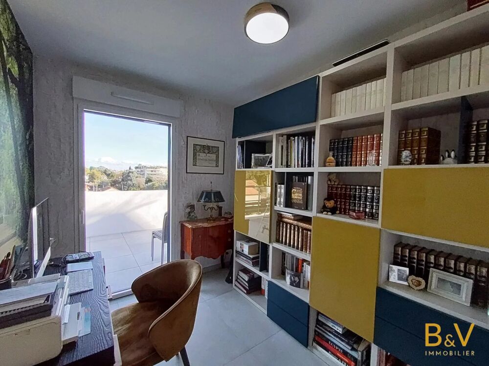  vendre  Appartement Saint-Laurent-du-Var (06700)