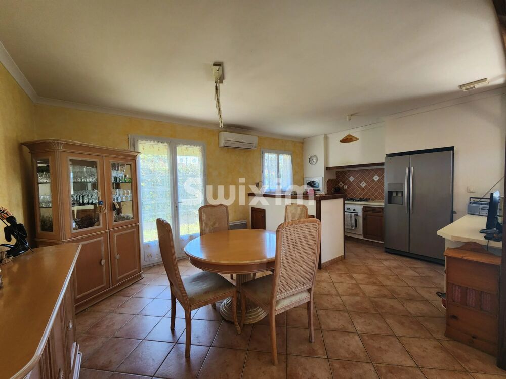 Vente Maison Belle maison de plain de pied avec jardin piscinable et garage.  Les arcs