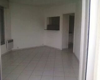  Appartement à louer 2 pièces 38 m²