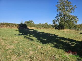  Terrain à vendre 715 m²