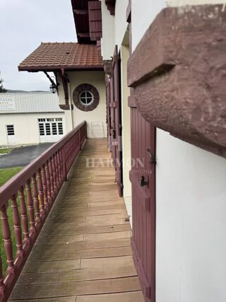  Appartement � vendre 4 pi�ces 142 m�