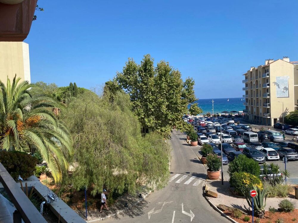 T3 VUE MER LAVANDOU CENTRE