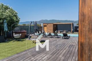  Maison � vendre 8 pi�ces 226 m�