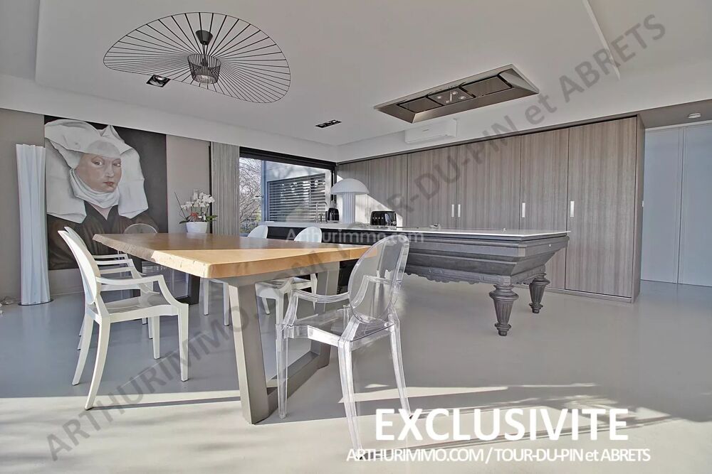 � vendre  Maison La Tour-du-Pin (38110)