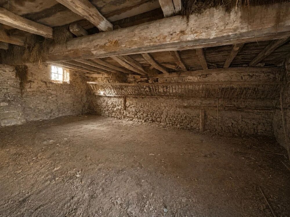 Vente Maison Grange à Vendre à Arnay-le-Duc Arnay-le-duc