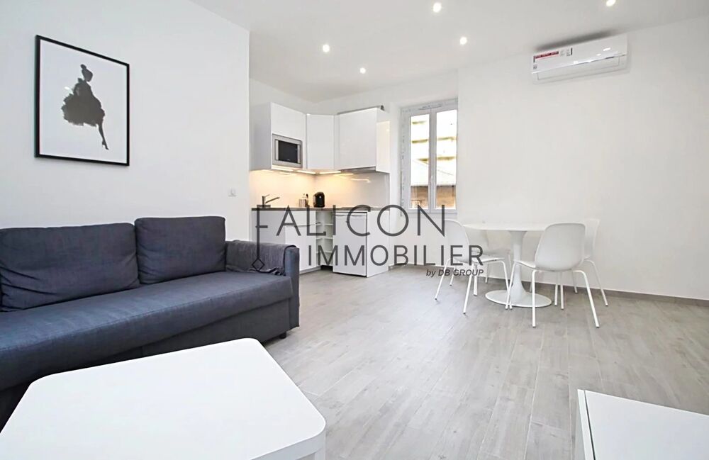 Location Appartement Avenue de la République - Appartement 2 pièces en parfait état, Nice