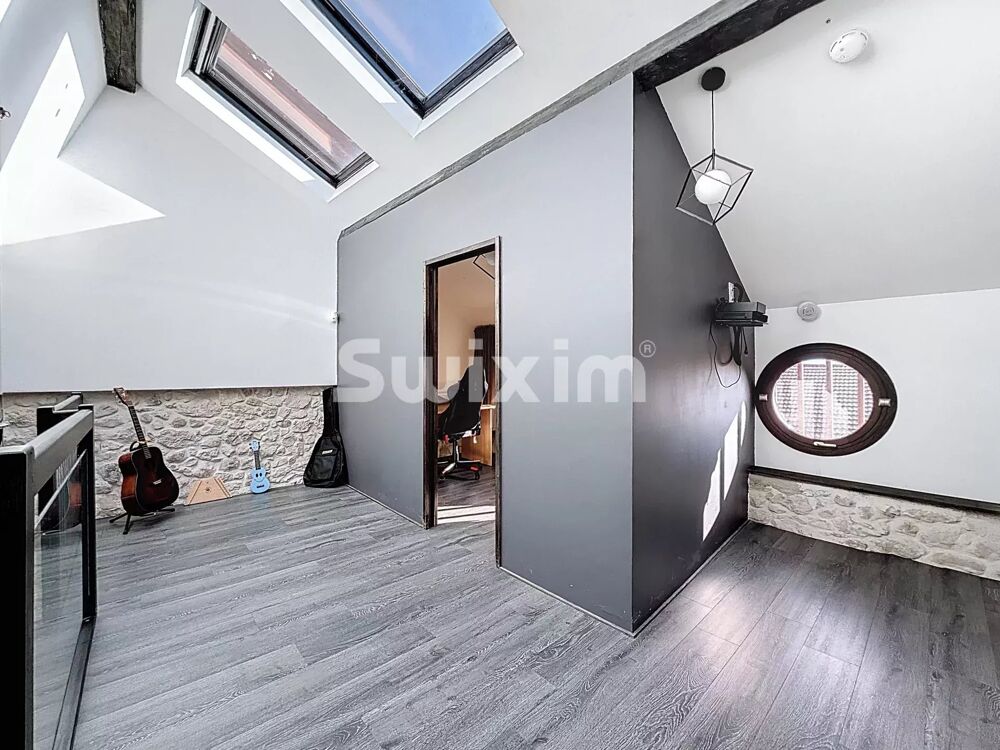 � vendre  Maison P�ron (01630)