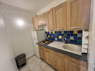  Appartement à louer 1 pièce 28 m²
