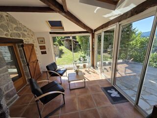  Maison � vendre 9 pi�ces 243 m�