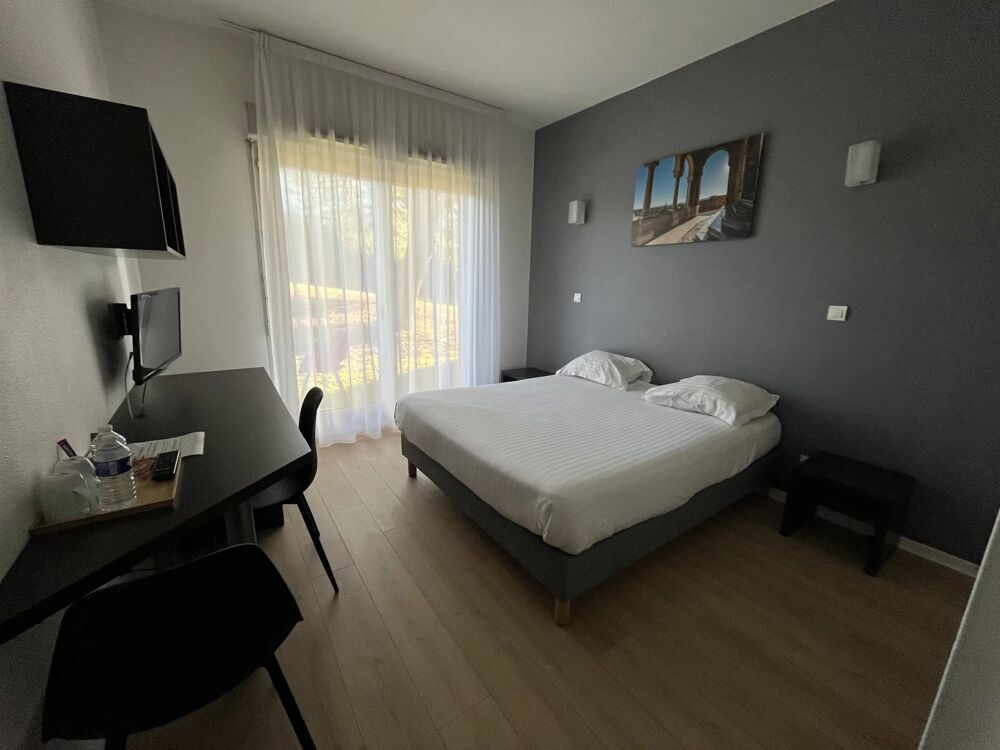VALENCE - STUDIO LMNP