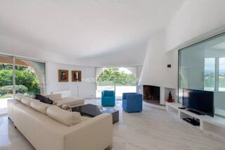  Villa à vendre 13 pièces 540 m²