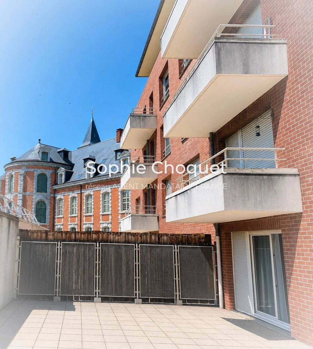IDÉAL INVESTISSEUR  T2 AVEC TOIT-TERRASSE EXCEPTIONNEL ET PARKI