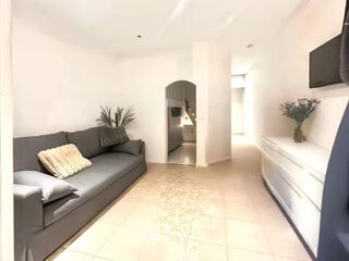  Appartement à louer 1 pièce 25 m²