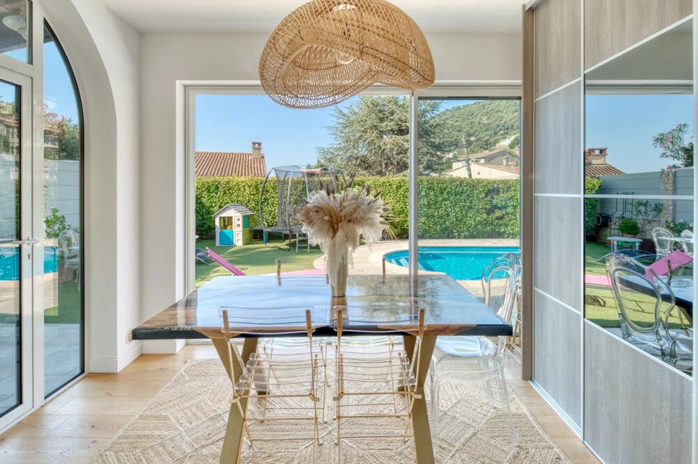 Vente Maison La Turbie – Villa provençale rénovée avec piscine, à deux pas du La turbie