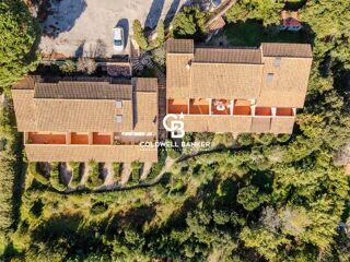  Immeuble � vendre 717 m�