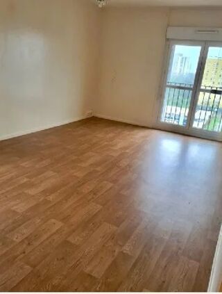  Appartement � louer 4 pi�ces 77 m�