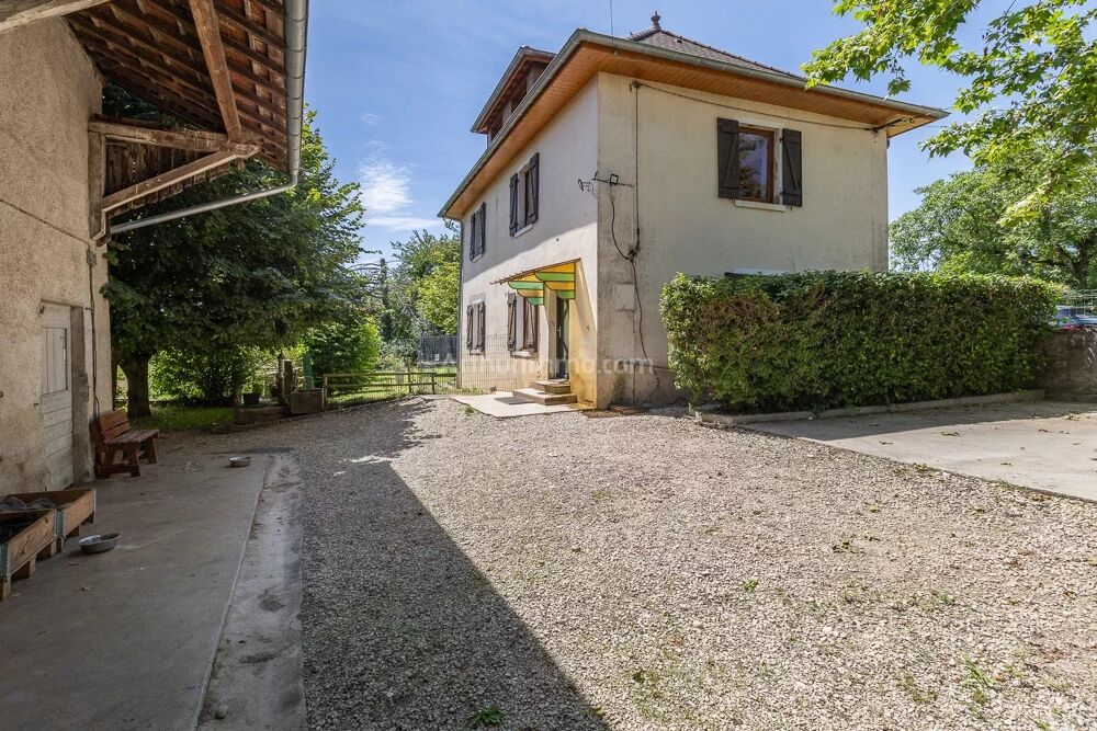 Vente Maison Maison 3 chambres, 140 m� + d�pendances, sur 6200 m� V�zeronce-curtin