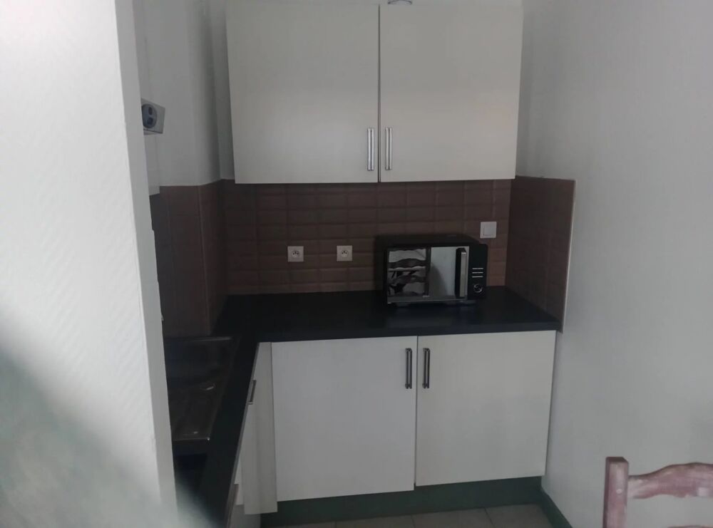 Location Appartement Charmant F1 de 30m² sur Saint Laurent du Var Saint-laurent-du-var