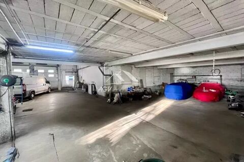   Local commercial Garage 