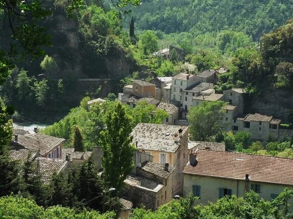 Vente Terrain TERRAIN CONSTRUCTIBLE - ROQUESTERON Roquestéron