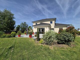  Villa à vendre 11 pièces 195 m²