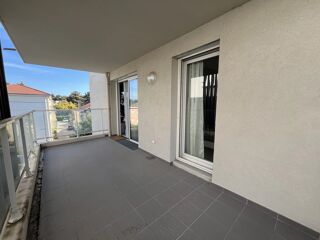Vente Appartement VALENCE CHATEAUVERT - Appartement T3 avec terrasse et garage Valence