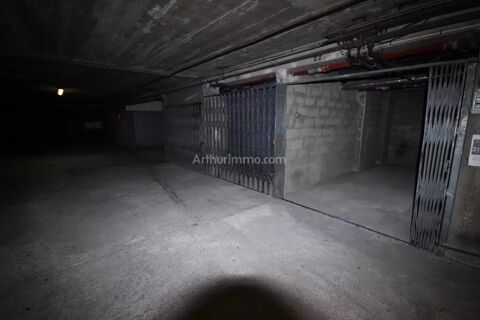  Parking / Garage  louer 13 m