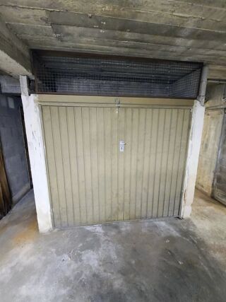  Parking / Garage � vendre 12 m�