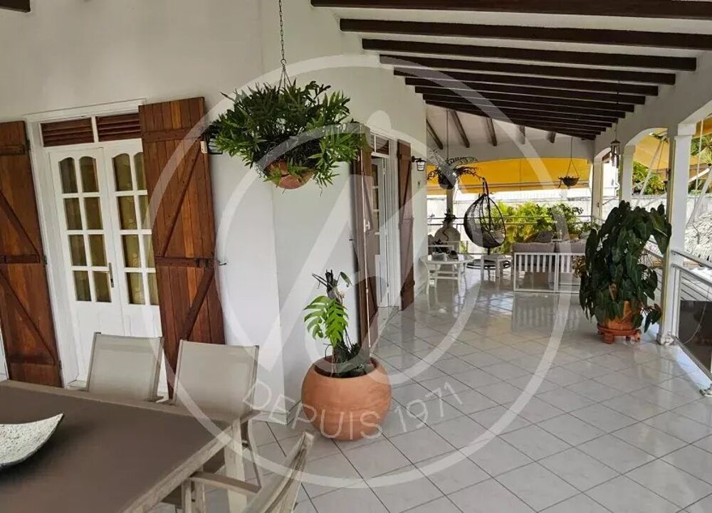 à vendre  Maison Baie-Mahault (97122)