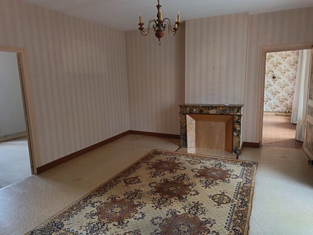 Vente Appartement APPARTEMENT 91 M² DE PLAIN-PIED A  RENOVER Auzat-la-combelle