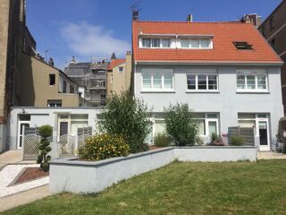  Immeuble à vendre 11 pièces 227 m²