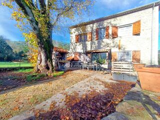  Maison  vendre 8 pices 227 m