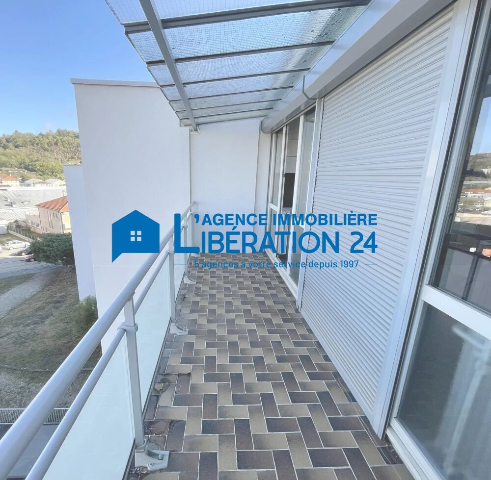 Vente Appartement Appartement 80 m²  3 Chambres Garage Balcon Traversant Bon DPE Firminy