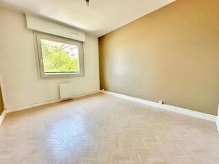  Appartement  vendre 4 pices 69 m