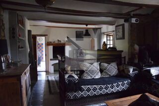  Maison � vendre 15 + pi�ces 270 m�