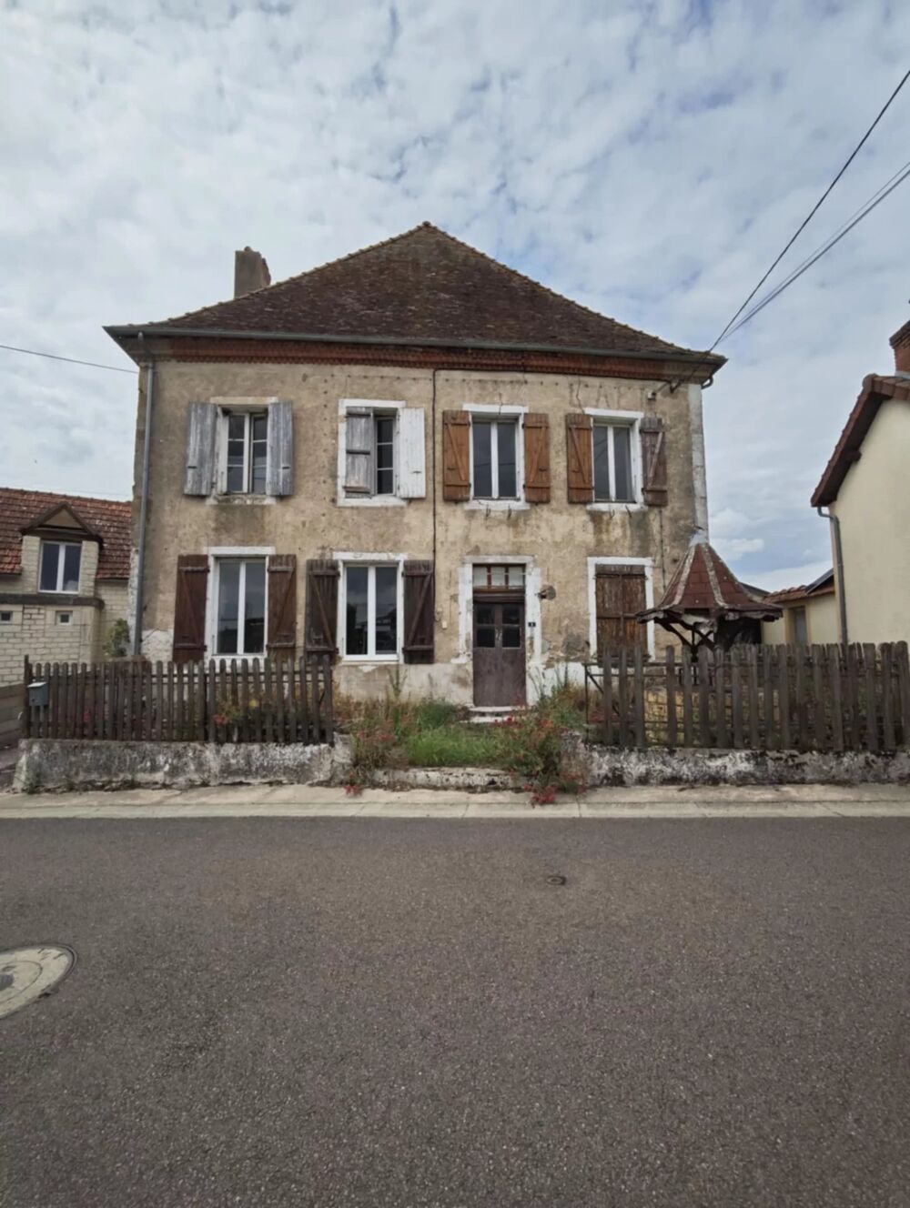 Vente Maison immeuble 5 appartements Cercy-la-tour