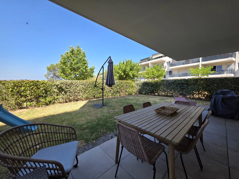 EXCLUSIVITÉ  APPARTEMENT 2 CHAMBRES -100m² de jardin - parking