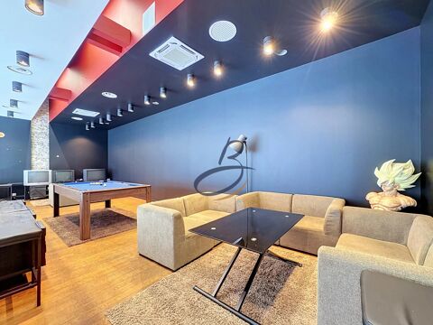 Local commercial Jeux vid&eacute;o 1500 38300 Bourgoin-jallieu