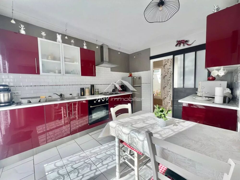 Vente Maison Maison de plain-pied, 4 chambres, piscine Rousson