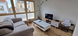  Appartement à louer 3 pièces 65 m²