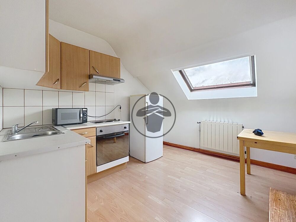 Location Appartement Studio meublé en hyper centre Saint-quentin