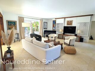  Villa � vendre 7 pi�ces 251 m�