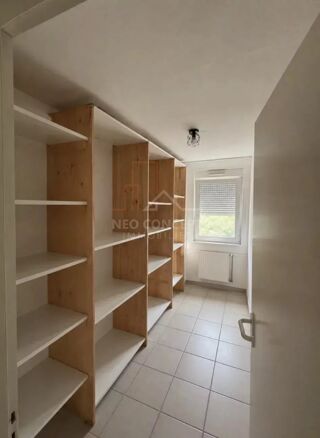  Appartement � louer 3 pi�ces 86 m�