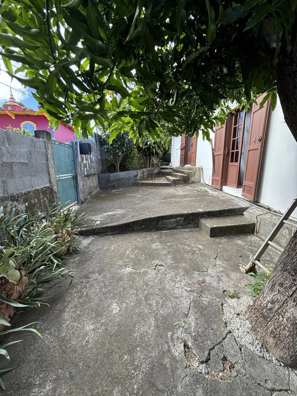 Location Maison Maison meublée - 5/6 pièces - 110 m² Saint-gilles les hauts