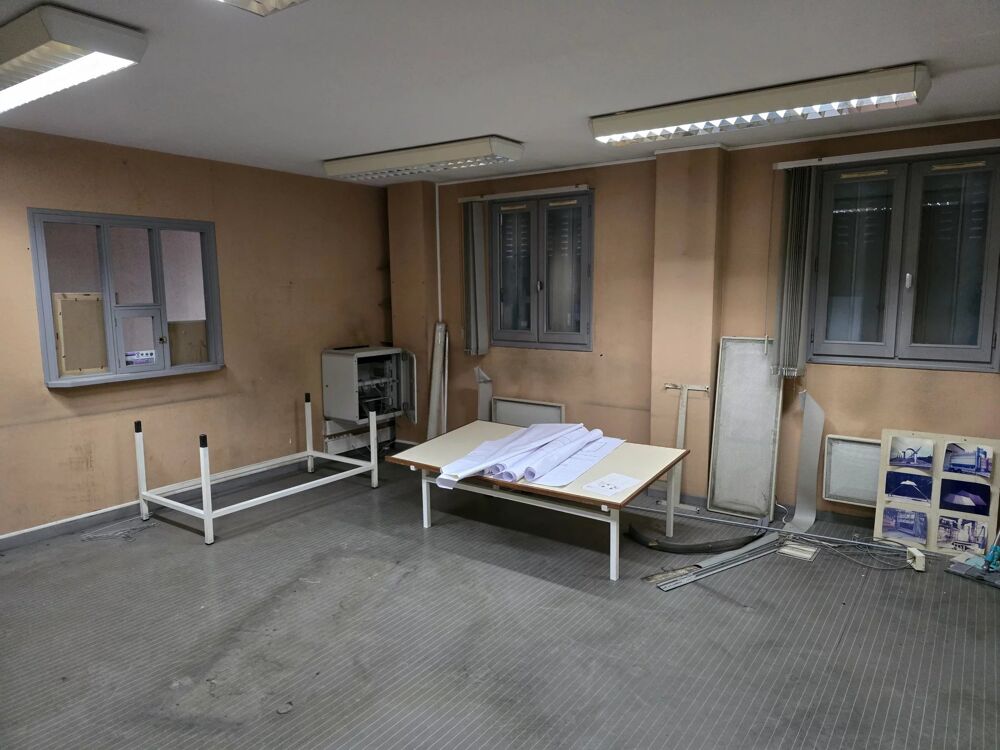   LOCAL COMMERCIAL - BUREAU Sainte-florine