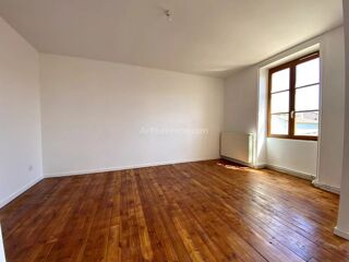  Appartement à louer 3 pièces 75 m²
